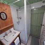 Cherrytreecottage - Cosy 19thcentury Pet Friendly * Claragh