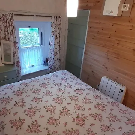 Cherrytreecottage - Cosy 19thcentury Pet Friendly