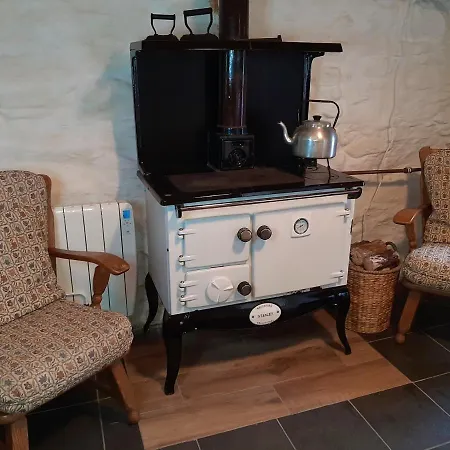 Cherrytreecottage - Cosy 19thcentury Pet Friendly *