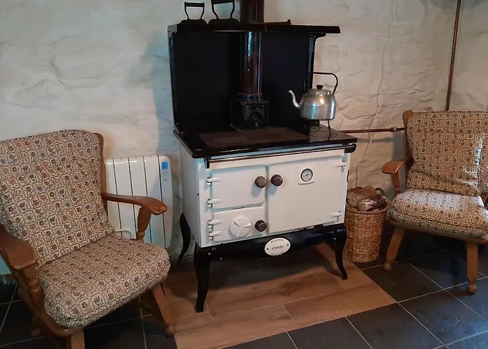 Cherrytreecottage - Cosy 19thcentury Pet Friendly *