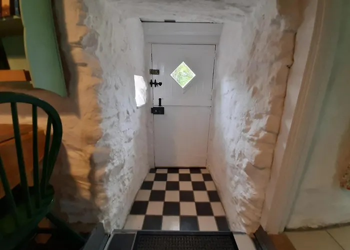 Semesterbostad Cherrytreecottage - Cosy 19thcentury Pet Friendly *